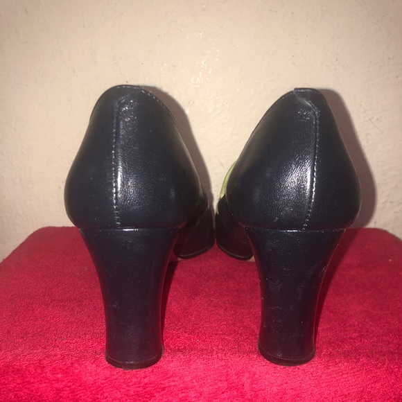 Details Women Sz 8B Navy & Green High Heel Pumps - Picture 5 of 8